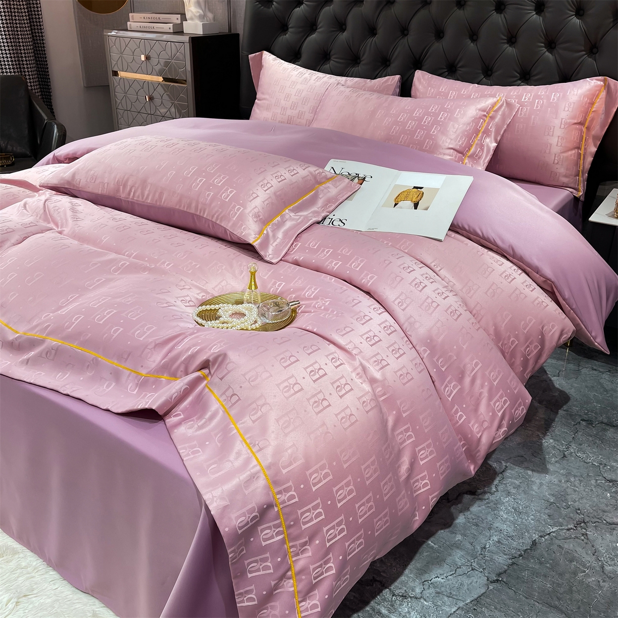 91家纺网 家纺一手货源 找家纺 经年 2026新款60S贡缎提花水洗真丝四件套 巴格莉-玉粉