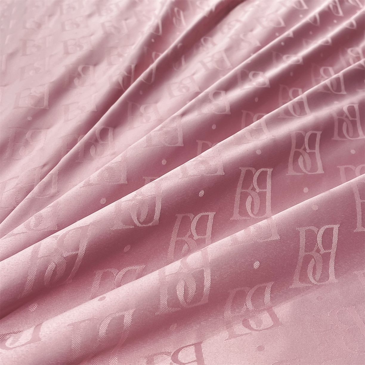 91家纺网 家纺一手货源 找家纺 经年 2026新款60S贡缎提花水洗真丝四件套 巴格莉-玉粉