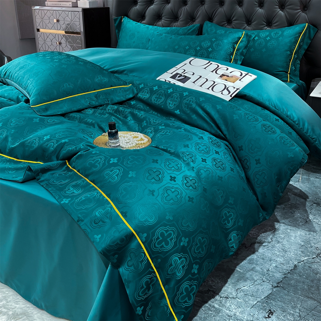 91家纺网 家纺一手货源 找家纺 经年 2026新款60S贡缎提花水洗真丝四件套 赛琳-时尚绿