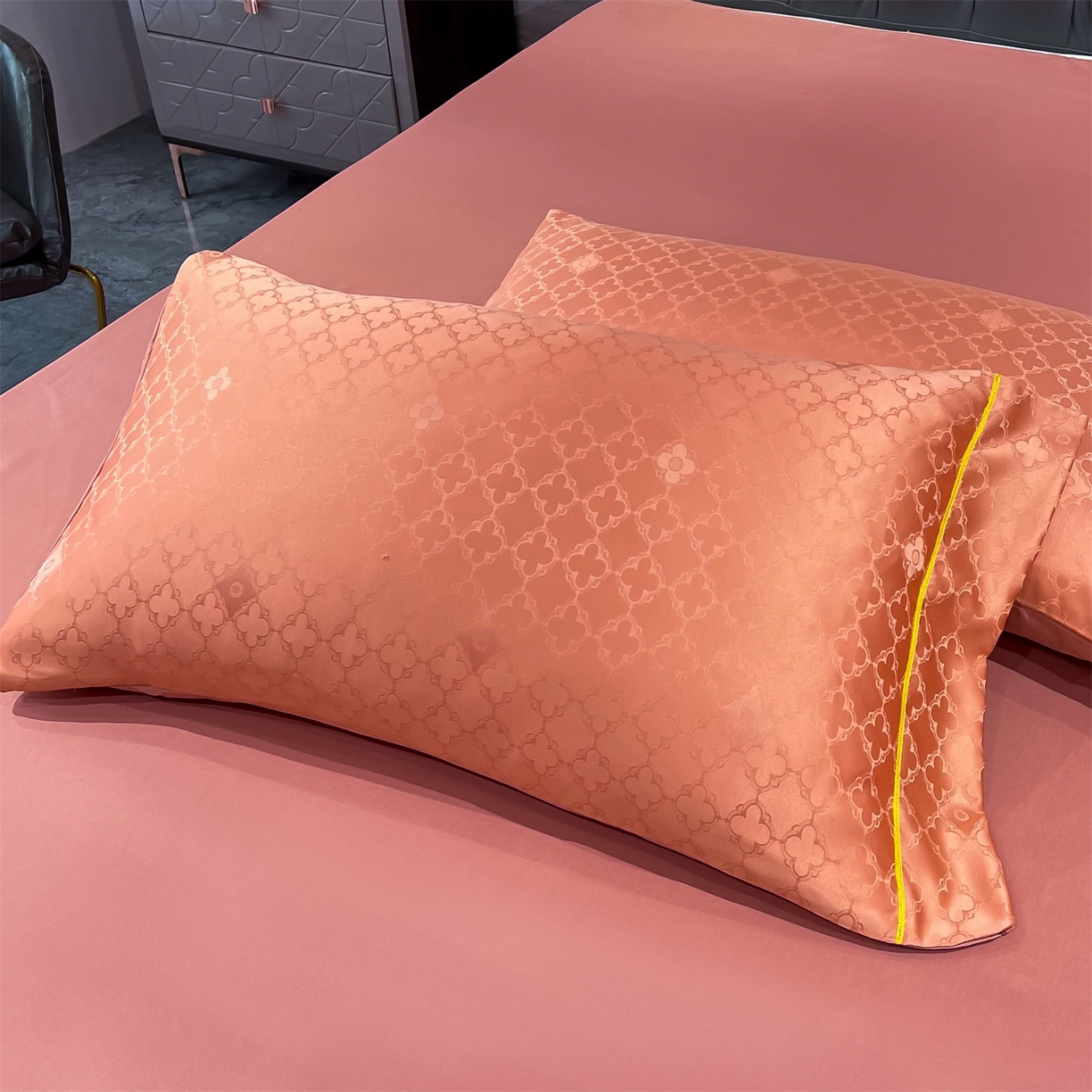 91家纺网 家纺一手货源 找家纺 经年 2026新款60S贡缎提花水洗真丝四件套 香瑾-艾玛橙