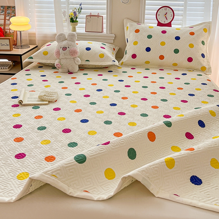 91家纺网 家纺一手货源 找家纺 忆生活家纺 2026新款A类全棉老粗布软凉席夹棉床盖可机洗 彩色波点