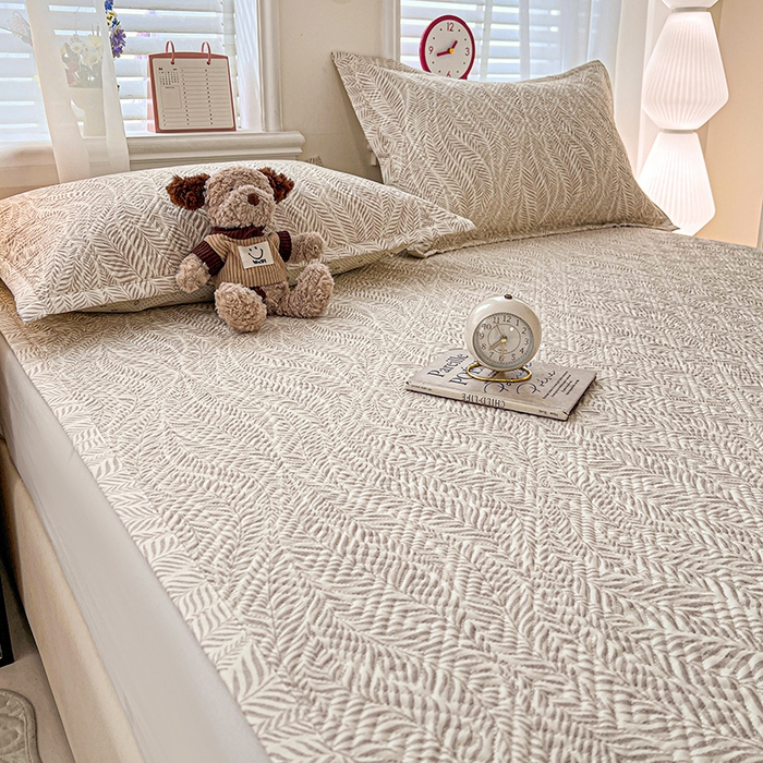 91家纺网 家纺一手货源 找家纺 忆生活家纺 2026新款A类全棉老粗布软凉席夹棉床盖可机洗 海草