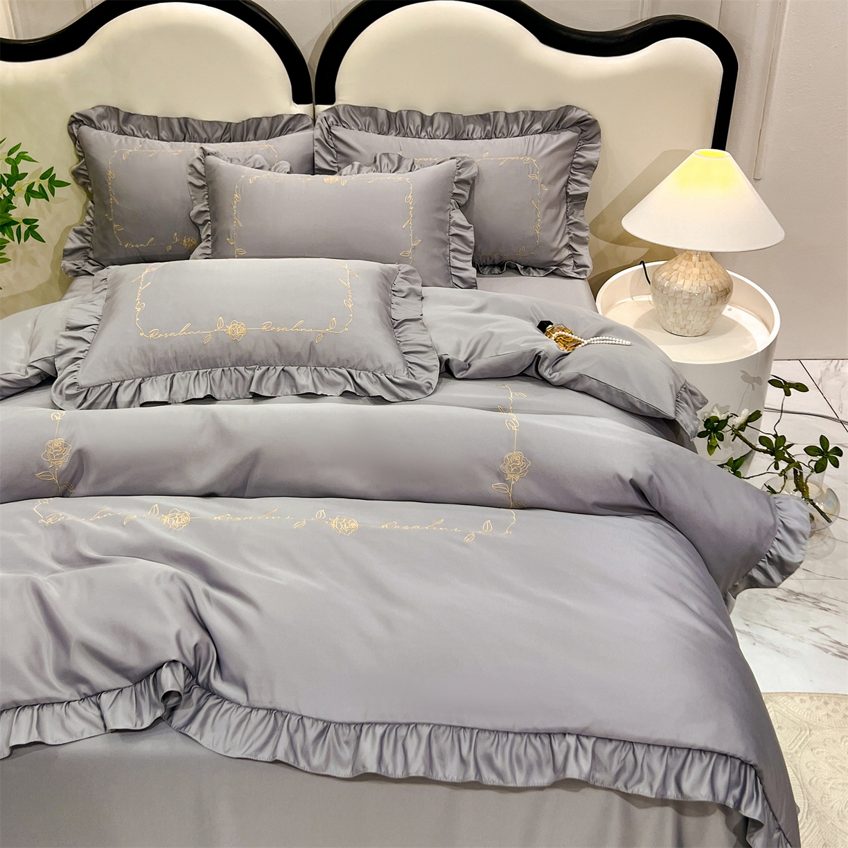 91家纺网 家纺一手货源 找家纺 经年 2026新款水洗真丝韩版四件套 一世-灰