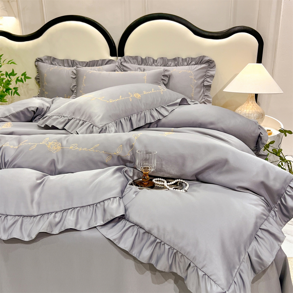 91家纺网 家纺一手货源 找家纺 经年 2026新款水洗真丝韩版四件套 一世-灰