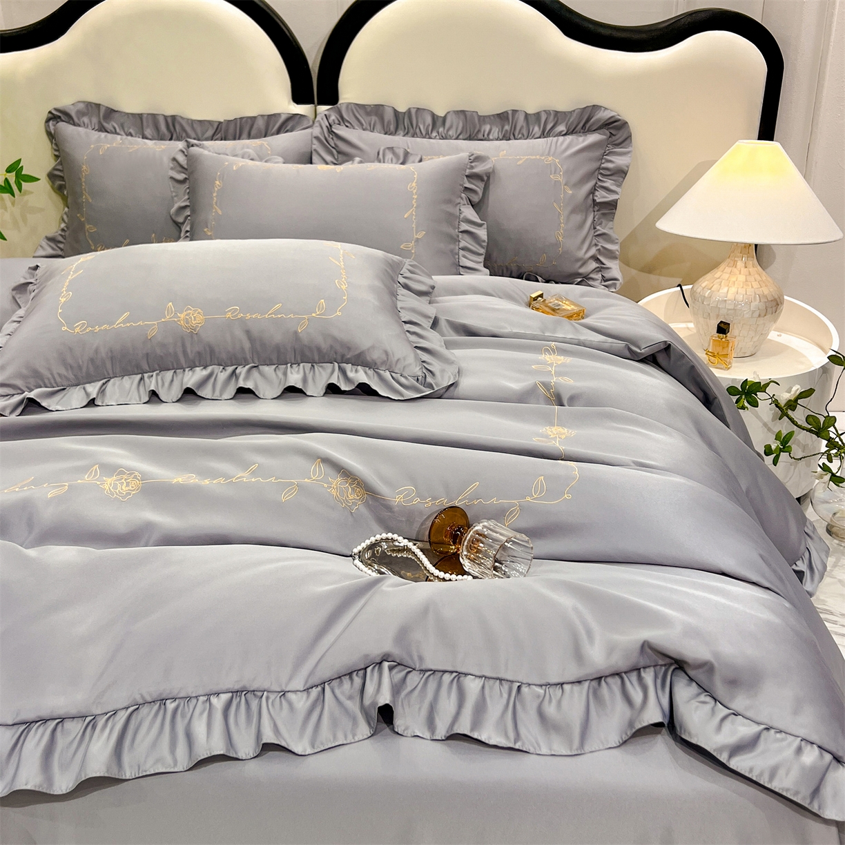 91家纺网 家纺一手货源 找家纺 经年 2026新款水洗真丝韩版四件套 一世-灰