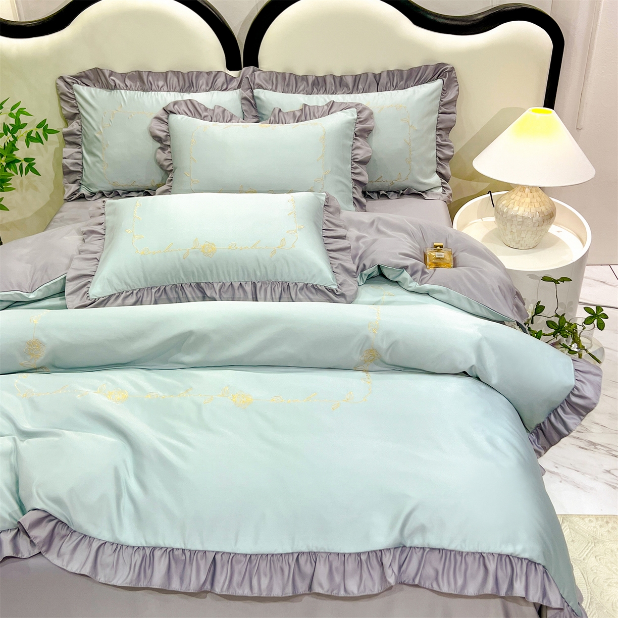 91家纺网 家纺一手货源 找家纺 经年 2026新款水洗真丝韩版四件套 一世-抹茶浅灰