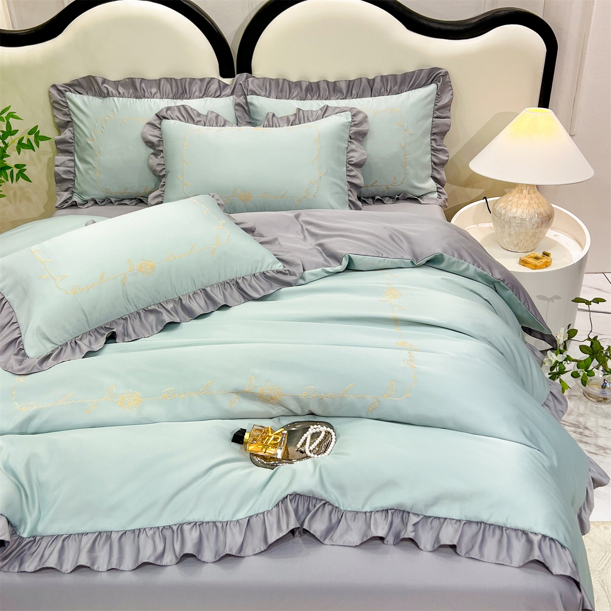 91家纺网 家纺一手货源 找家纺 经年 2026新款水洗真丝韩版四件套 一世-抹茶浅灰