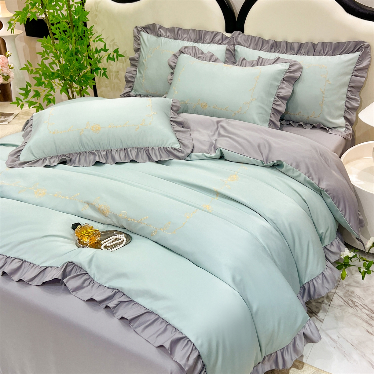 91家纺网 家纺一手货源 找家纺 经年 2026新款水洗真丝韩版四件套 一世-抹茶浅灰