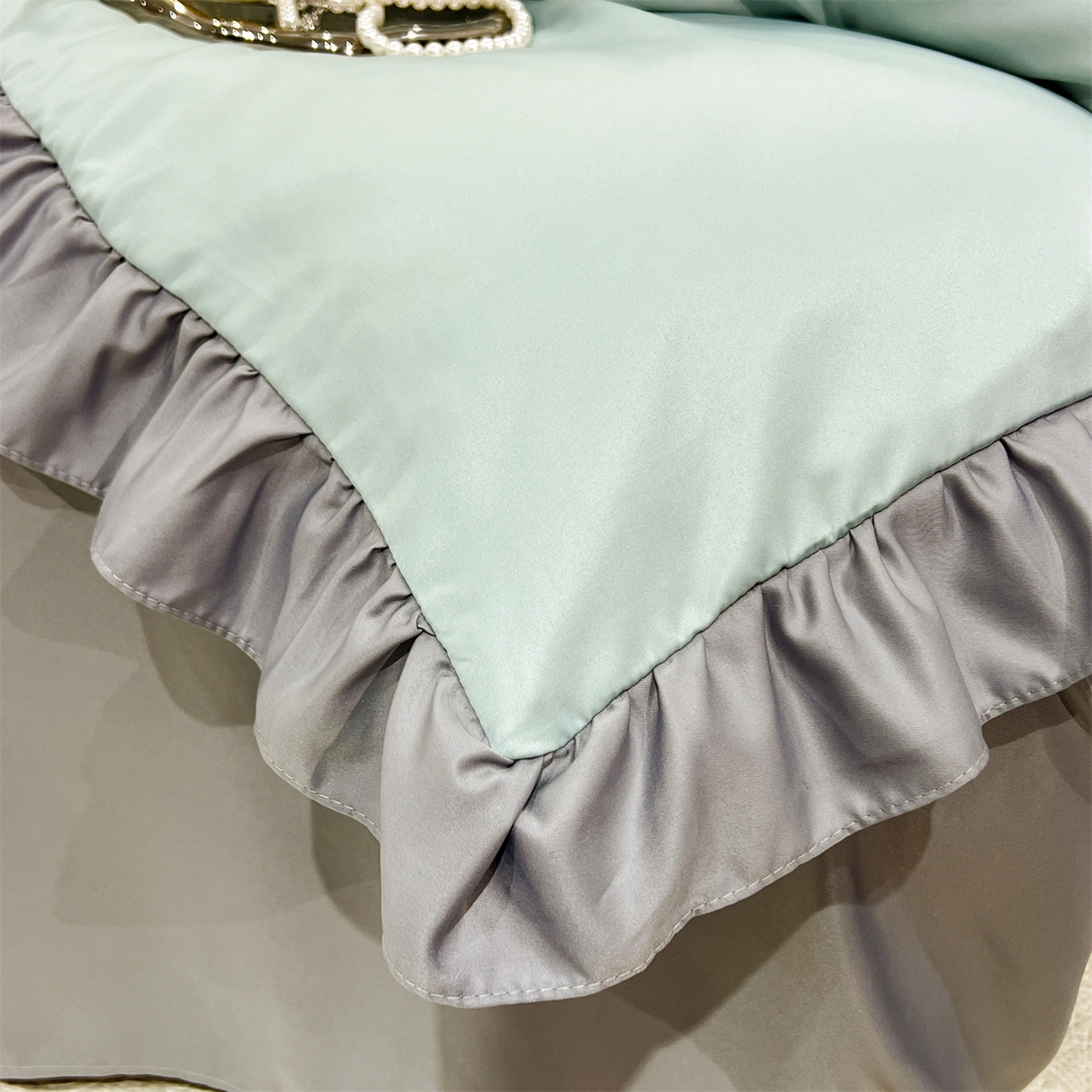 91家纺网 家纺一手货源 找家纺 经年 2026新款水洗真丝韩版四件套 一世-抹茶浅灰