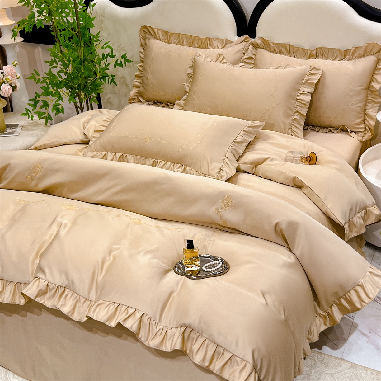 91家纺网 家纺一手货源 找家纺 经年 2026新款水洗真丝韩版四件套 一世-香槟