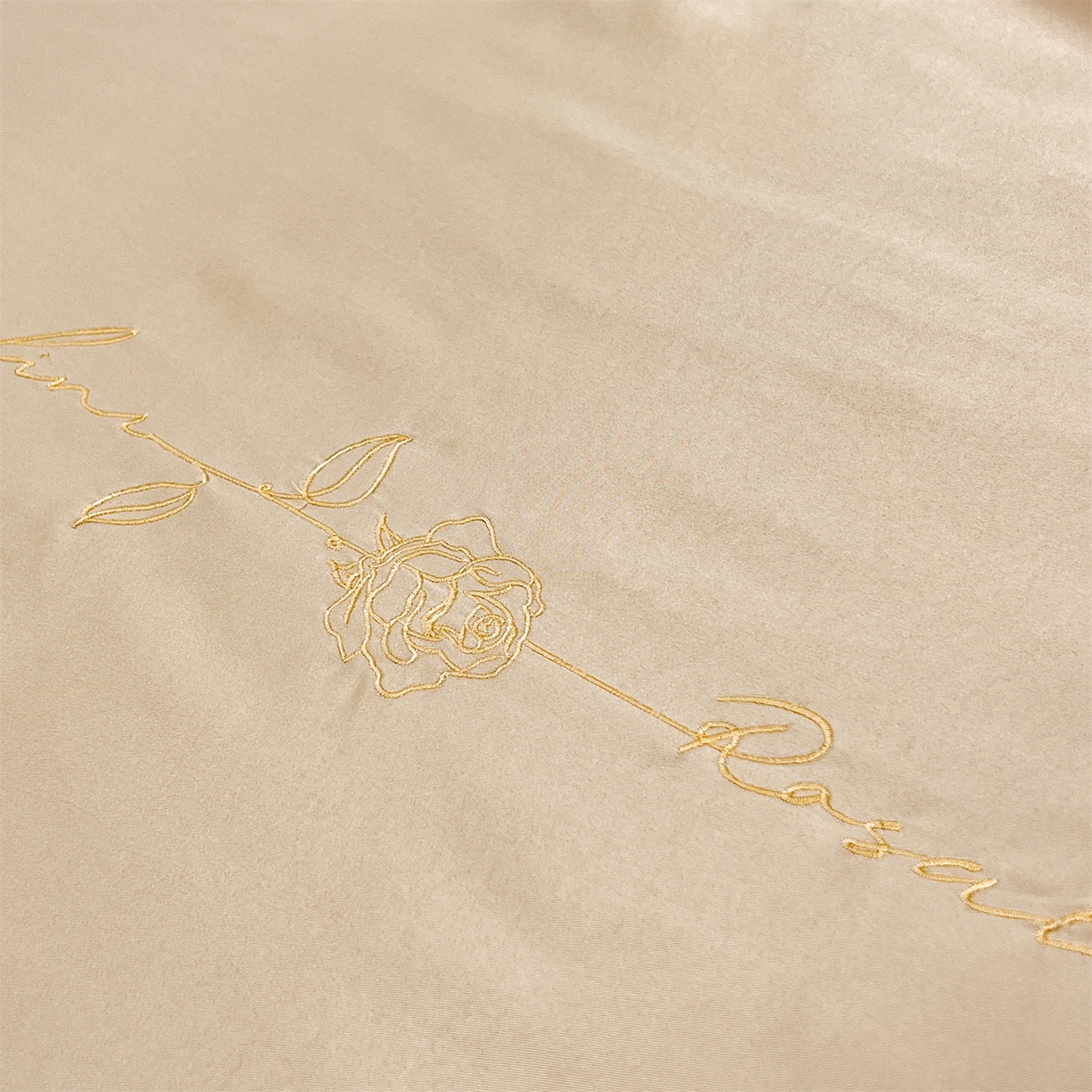 91家纺网 家纺一手货源 找家纺 经年 2026新款水洗真丝韩版四件套 一世-香槟