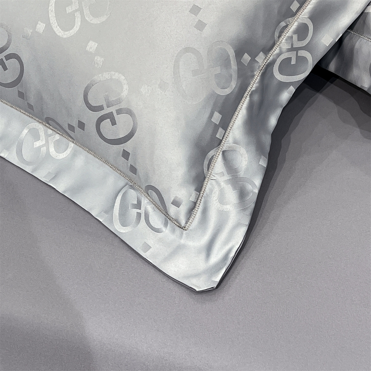 91家纺网 家纺一手货源 找家纺 经年 2026新款水洗真丝提花床单单床单床单单件 洛克-爵士灰