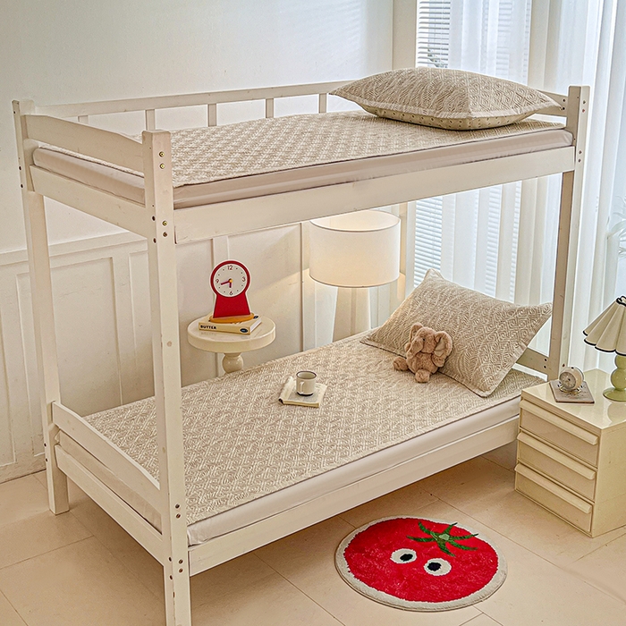 91家纺网 家纺一手货源 找家纺 忆生活家纺 2026新款学生床全棉老粗布软凉席夹棉床盖 海草