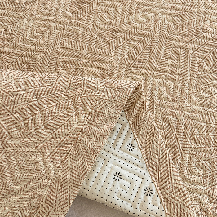 91家纺网 家纺一手货源 找家纺 忆生活家纺 2026新款学生床全棉老粗布软凉席夹棉床盖 麦浪织纹