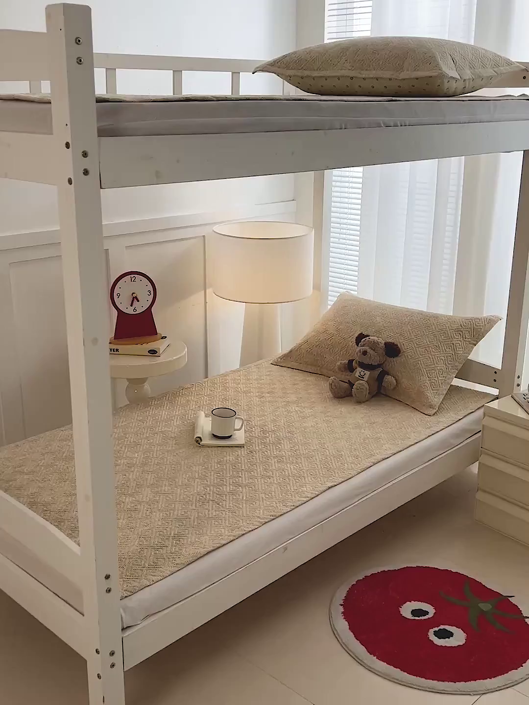 91家纺网 家纺一手货源 找家纺 忆生活家纺 2026新款学生床全棉老粗布软凉席夹棉床盖 麦浪织纹