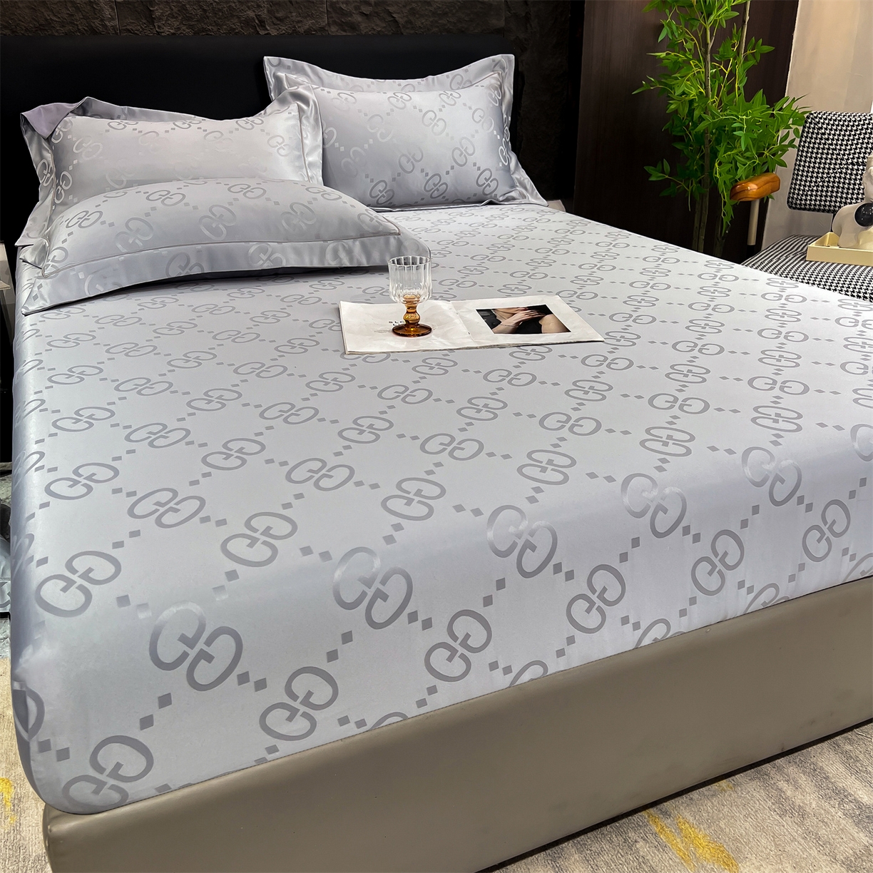 91家纺网 家纺一手货源 找家纺 经年 2026新款水洗真丝提花床笠单床笠床笠单件 洛克-爵士灰