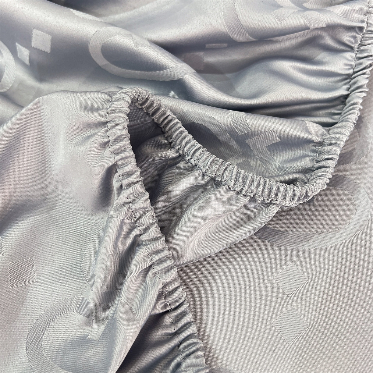 91家纺网 家纺一手货源 找家纺 经年 2026新款水洗真丝提花床笠单床笠床笠单件 洛克-爵士灰