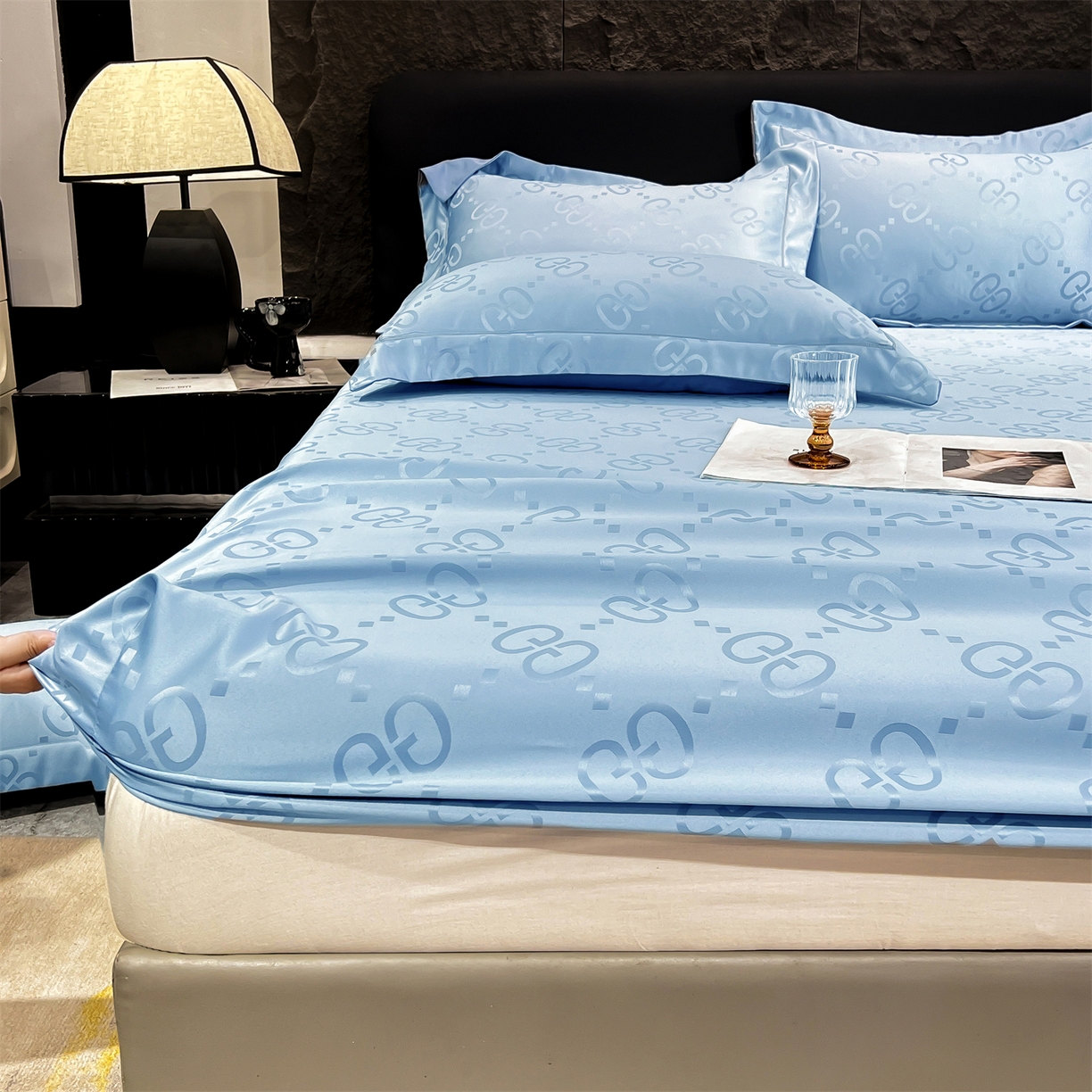 91家纺网 家纺一手货源 找家纺 经年 2026新款水洗真丝提花床笠单床笠床笠单件 洛克-天蓝