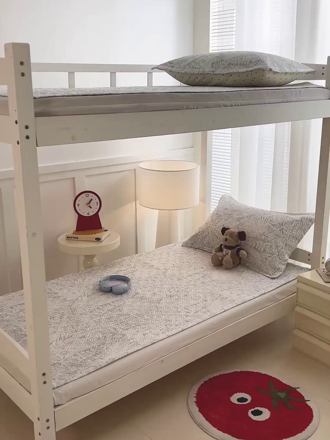 91家纺网 家纺一手货源 找家纺 忆生活家纺 2026新款学生床全棉老粗布软凉席夹棉床盖 枝繁叶茂