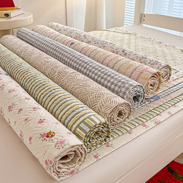 91家纺网 家纺一手货源 找家纺 忆生活家纺 2026新款学生床全棉老粗布软凉席夹棉床盖 组合图