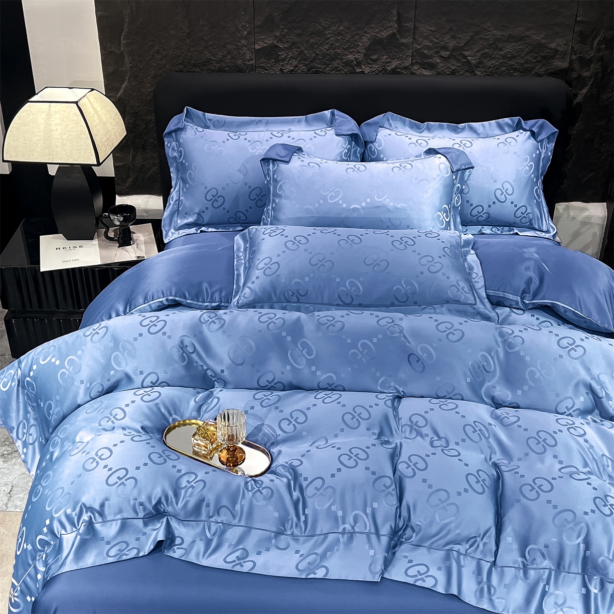 91家纺网 家纺一手货源 找家纺 经年 2026新款水洗真丝提花单被套被套单件 洛克-宝蓝