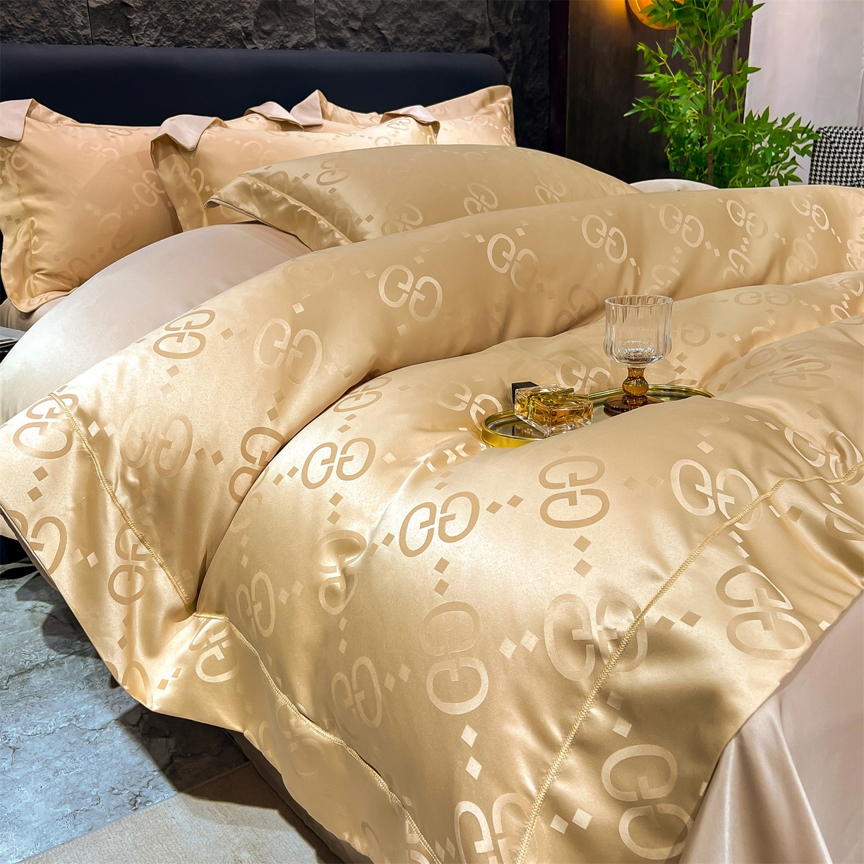 91家纺网 家纺一手货源 找家纺 经年 2026新款水洗真丝提花单被套被套单件 洛克-香槟