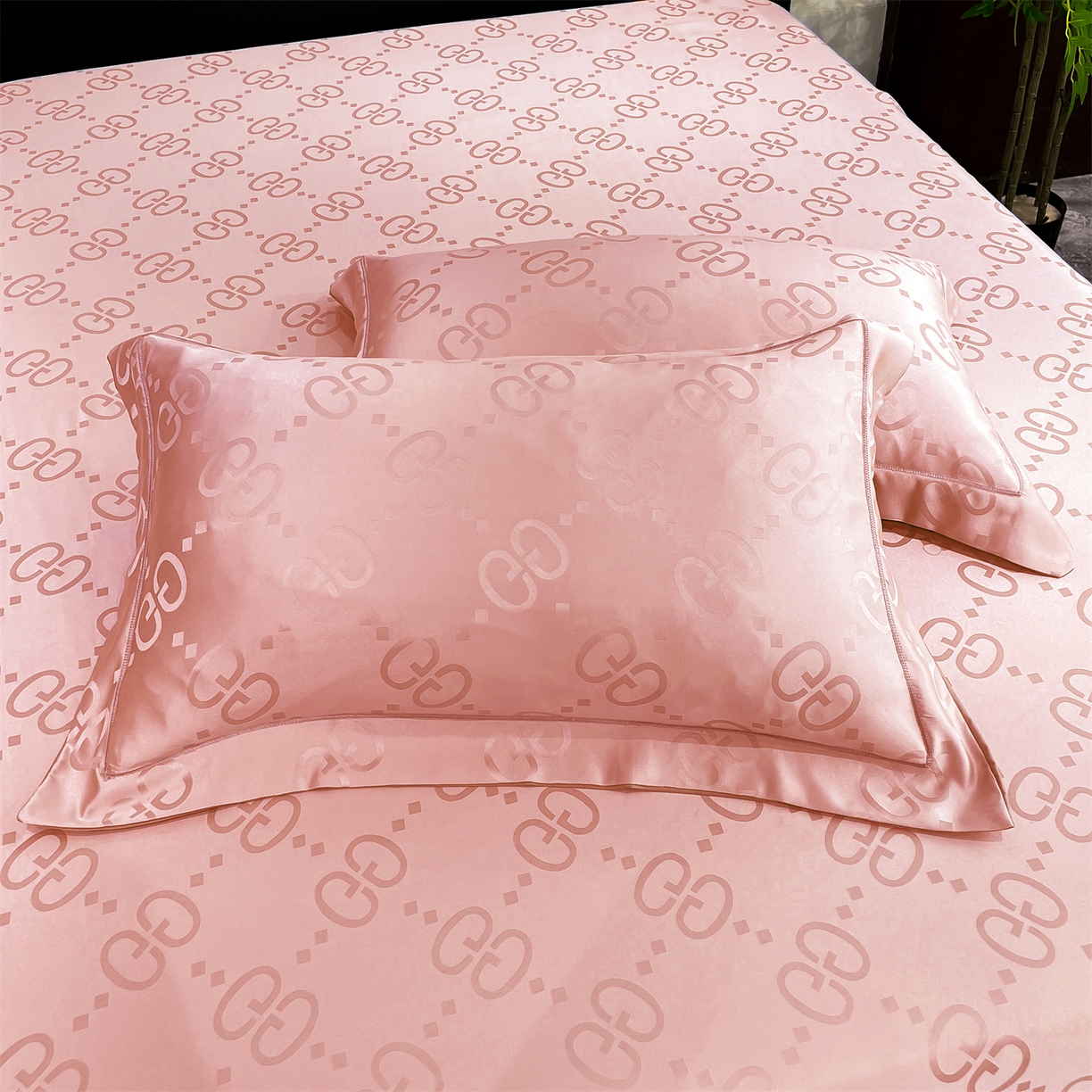 91家纺网 家纺一手货源 找家纺 经年 2026新款水洗真丝提花单枕套枕套单件 洛克-粉玉