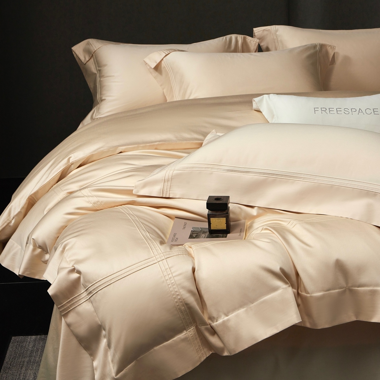 91家纺网 家纺一手货源 找家纺 时亿家居 2026新款轻奢酒店风纯棉长绒棉四件套-曼哈顿 曼哈顿-浅香槟