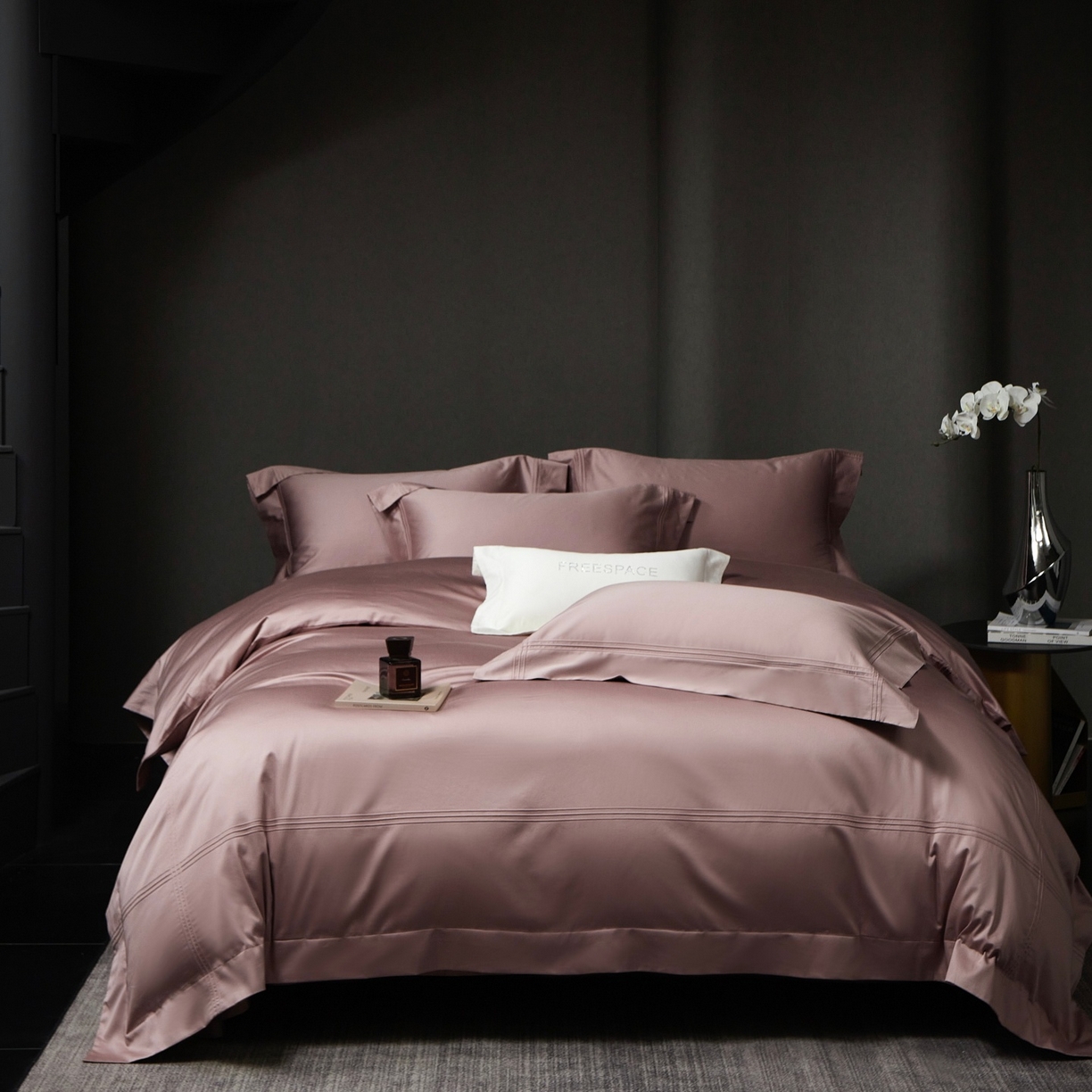 91家纺网 家纺一手货源 找家纺 时亿家居 2026新款轻奢酒店风纯棉长绒棉四件套-曼哈顿 曼哈顿-紫