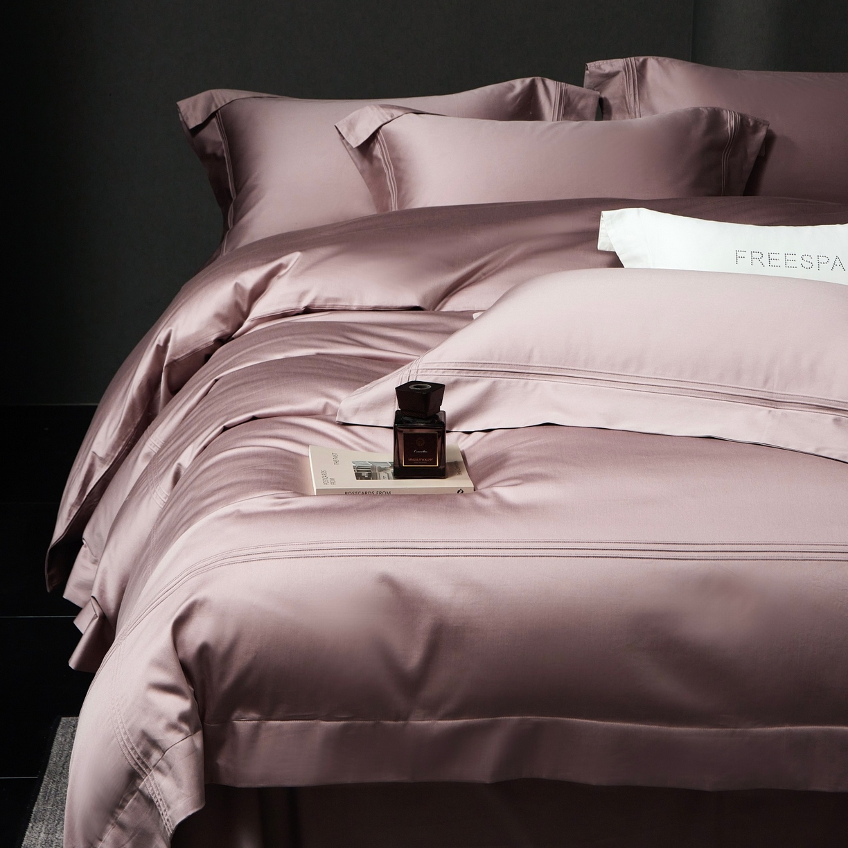 91家纺网 家纺一手货源 找家纺 时亿家居 2026新款轻奢酒店风纯棉长绒棉四件套-曼哈顿 曼哈顿-紫