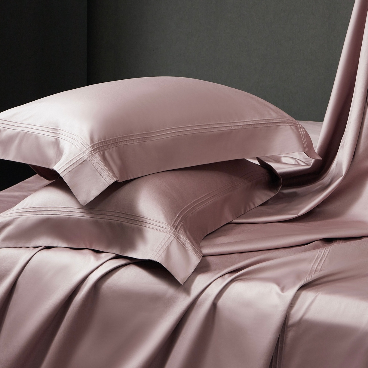 91家纺网 家纺一手货源 找家纺 时亿家居 2026新款轻奢酒店风纯棉长绒棉四件套-曼哈顿 曼哈顿-紫