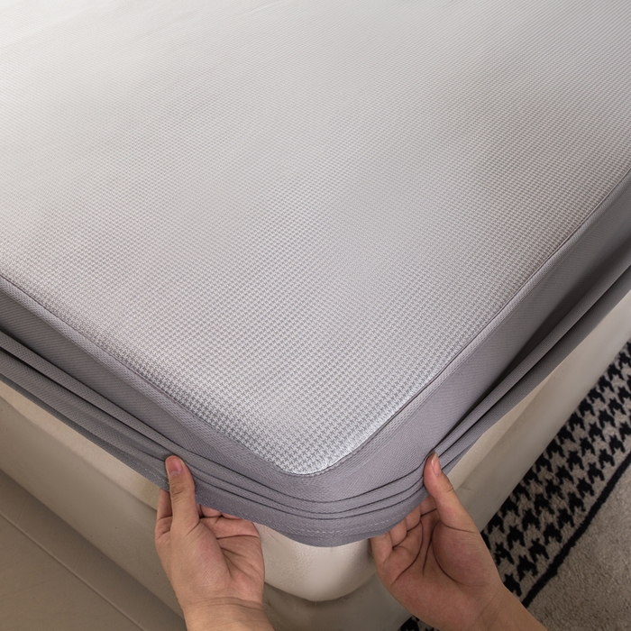 91家纺网 家纺一手货源 找家纺 （总）春寻家纺 2026春夏新款千鸟格碳光冰丝席复合三明治款凉席席子