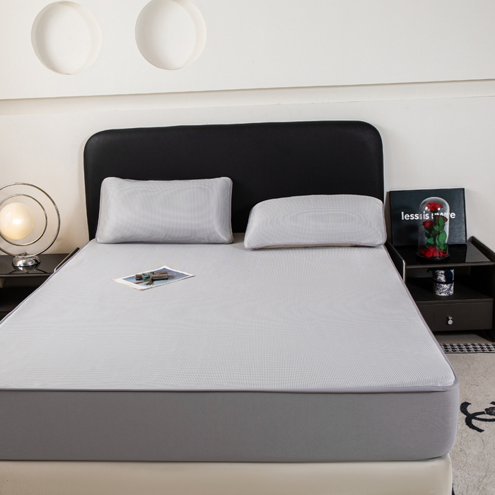 91家纺网 家纺一手货源 找家纺 （总）春寻家纺 2026春夏新款千鸟格碳光冰丝席复合三明治款凉席席子