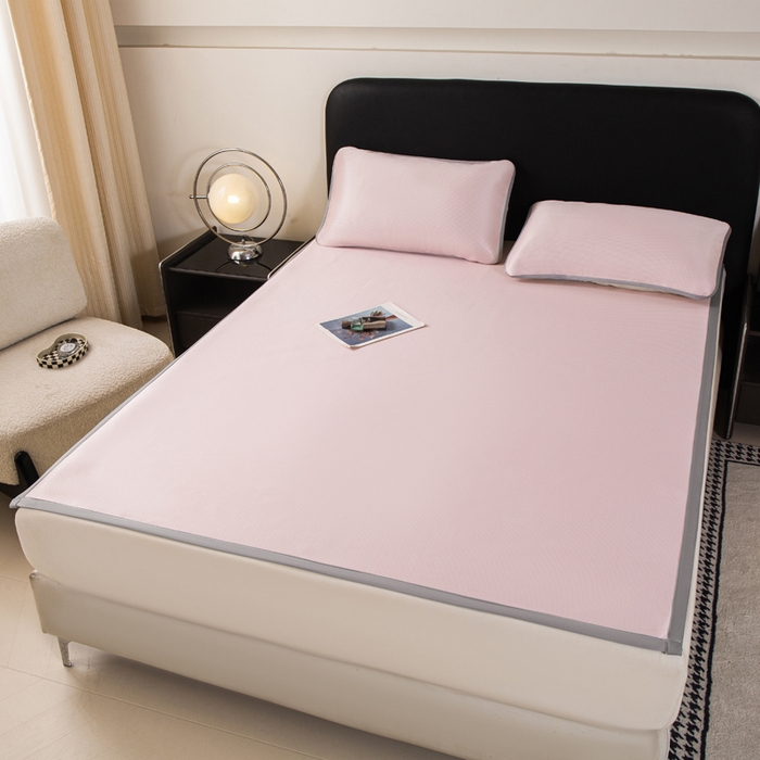 91家纺网 家纺一手货源 找家纺 春寻家纺 2026春夏新款千鸟格碳光冰丝席复合三明治款凉席席子 千鸟格-粉色-床席款