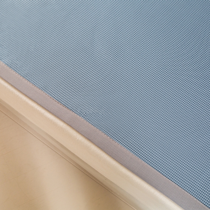 91家纺网 家纺一手货源 找家纺 春寻家纺 2026春夏新款千鸟格碳光冰丝席复合三明治款凉席席子 千鸟格-蓝色-床席款