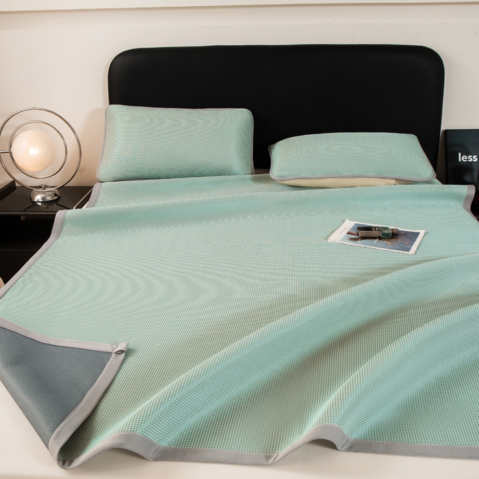 91家纺网 家纺一手货源 找家纺 春寻家纺 2026春夏新款千鸟格碳光冰丝席复合三明治款凉席席子 千鸟格-墨绿-床席款