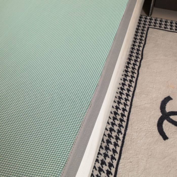 91家纺网 家纺一手货源 找家纺 春寻家纺 2026春夏新款千鸟格碳光冰丝席复合三明治款凉席席子 千鸟格-墨绿-床席款