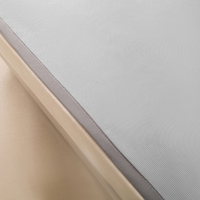 91家纺网 家纺一手货源 找家纺 春寻家纺 2026春夏新款千鸟格碳光冰丝席复合三明治款凉席席子 千鸟格-银灰-床席款