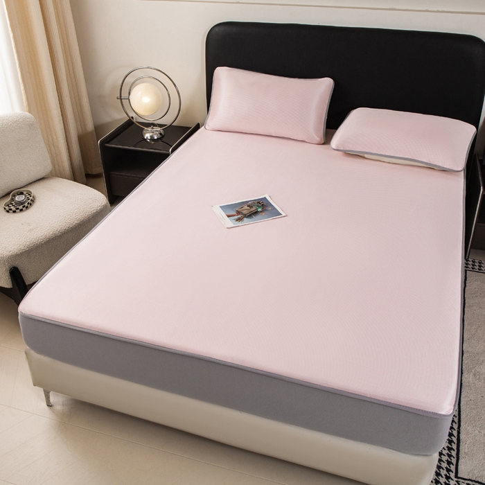 91家纺网 家纺一手货源 找家纺 春寻家纺 2026春夏新款千鸟格碳光冰丝席复合三明治款凉席席子 千鸟格-粉色-床笠款