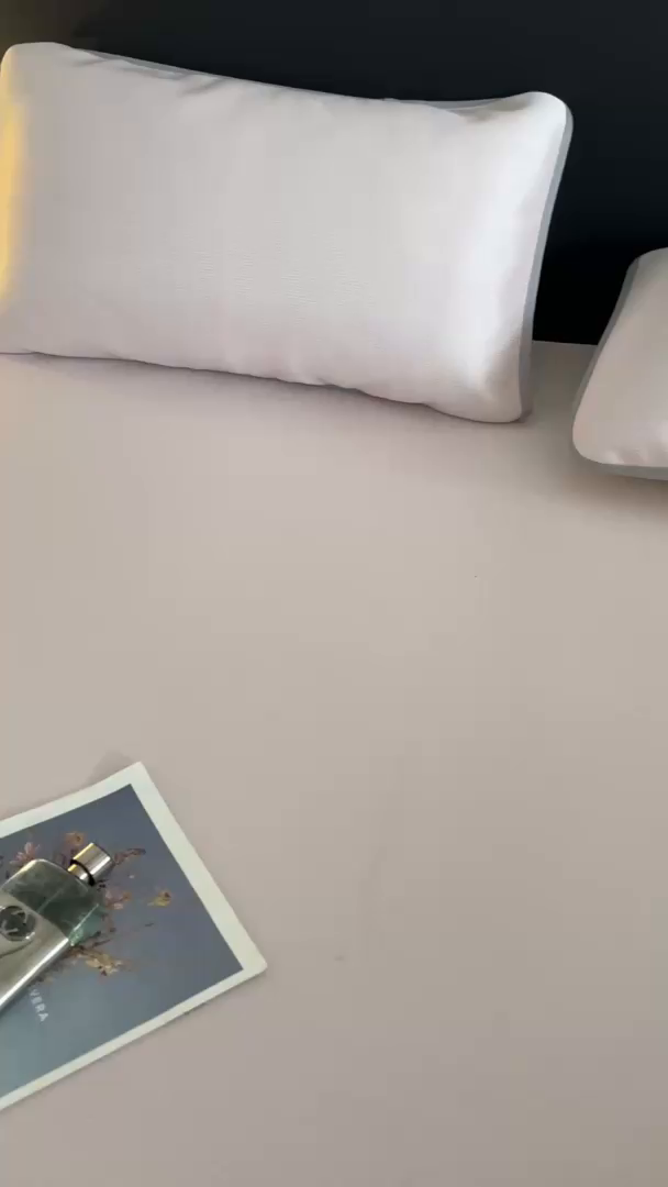 91家纺网 家纺一手货源 找家纺 春寻家纺 2026春夏新款千鸟格碳光冰丝席复合三明治款凉席席子 千鸟格-粉色-床笠款