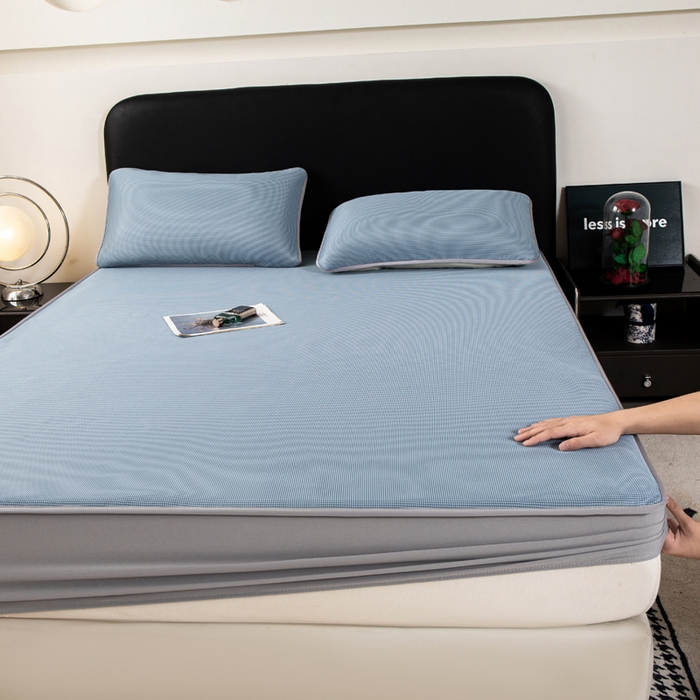 91家纺网 家纺一手货源 找家纺 春寻家纺 2026春夏新款千鸟格碳光冰丝席复合三明治款凉席席子 千鸟格-蓝色-床笠款