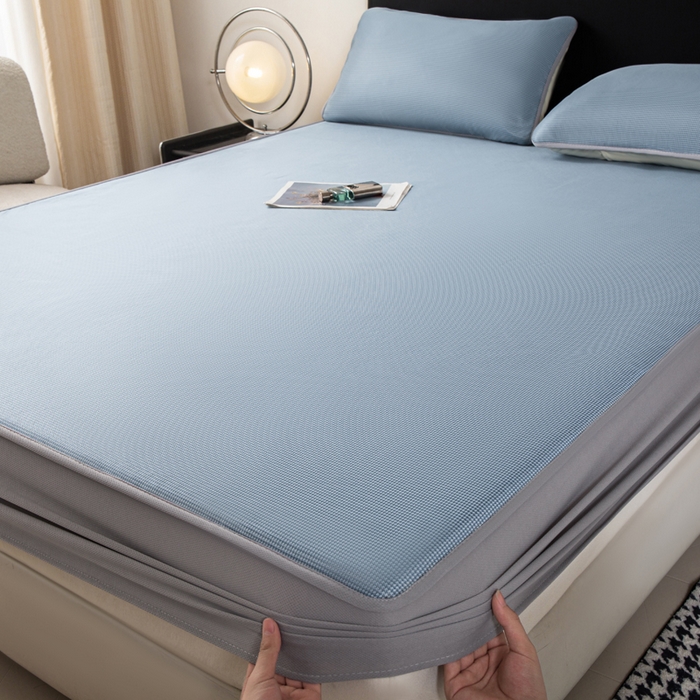 91家纺网 家纺一手货源 找家纺 春寻家纺 2026春夏新款千鸟格碳光冰丝席复合三明治款凉席席子 千鸟格-蓝色-床笠款