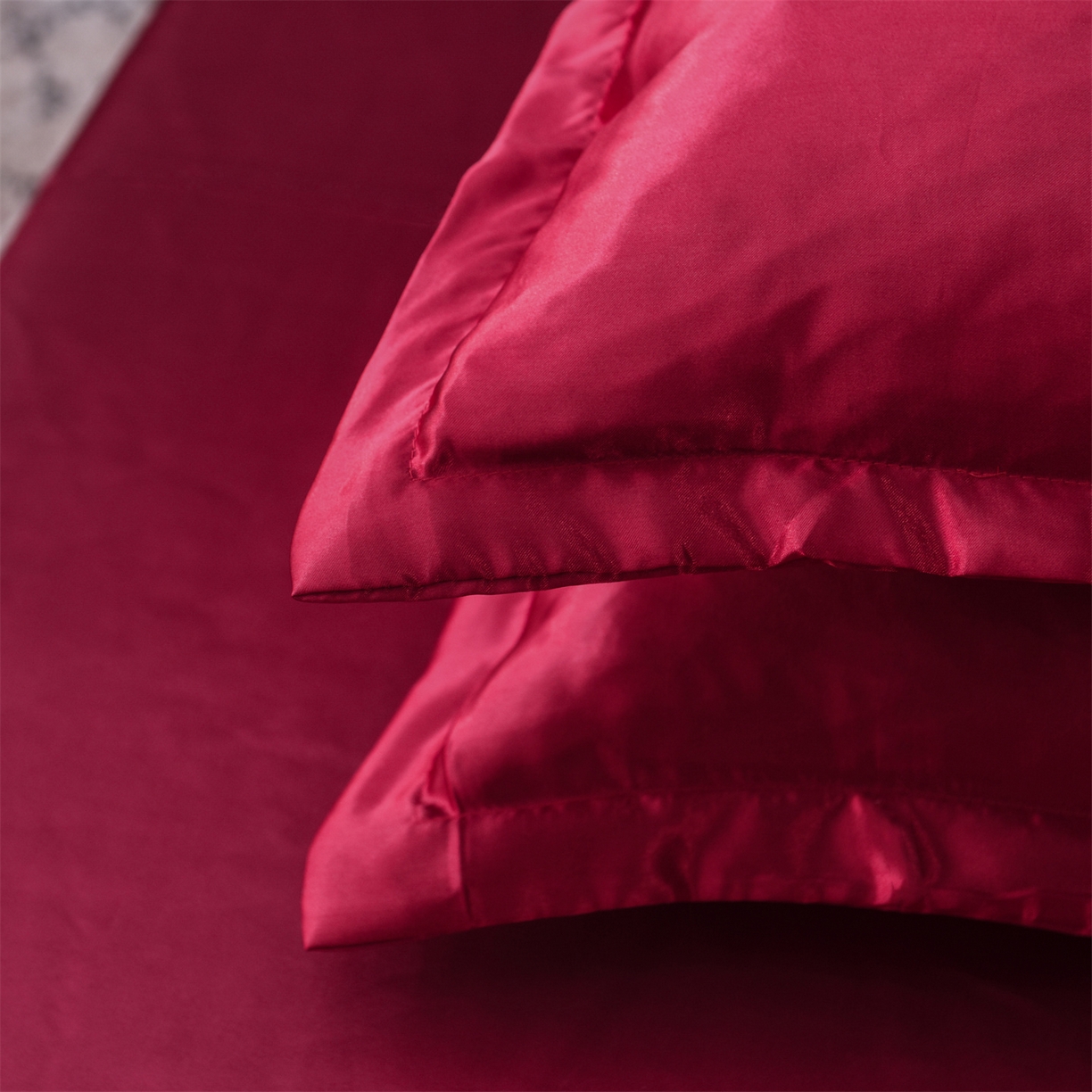 91家纺网 家纺一手货源 找家纺 经年 2026新款特价款丝绸冰丝四件套 酒红