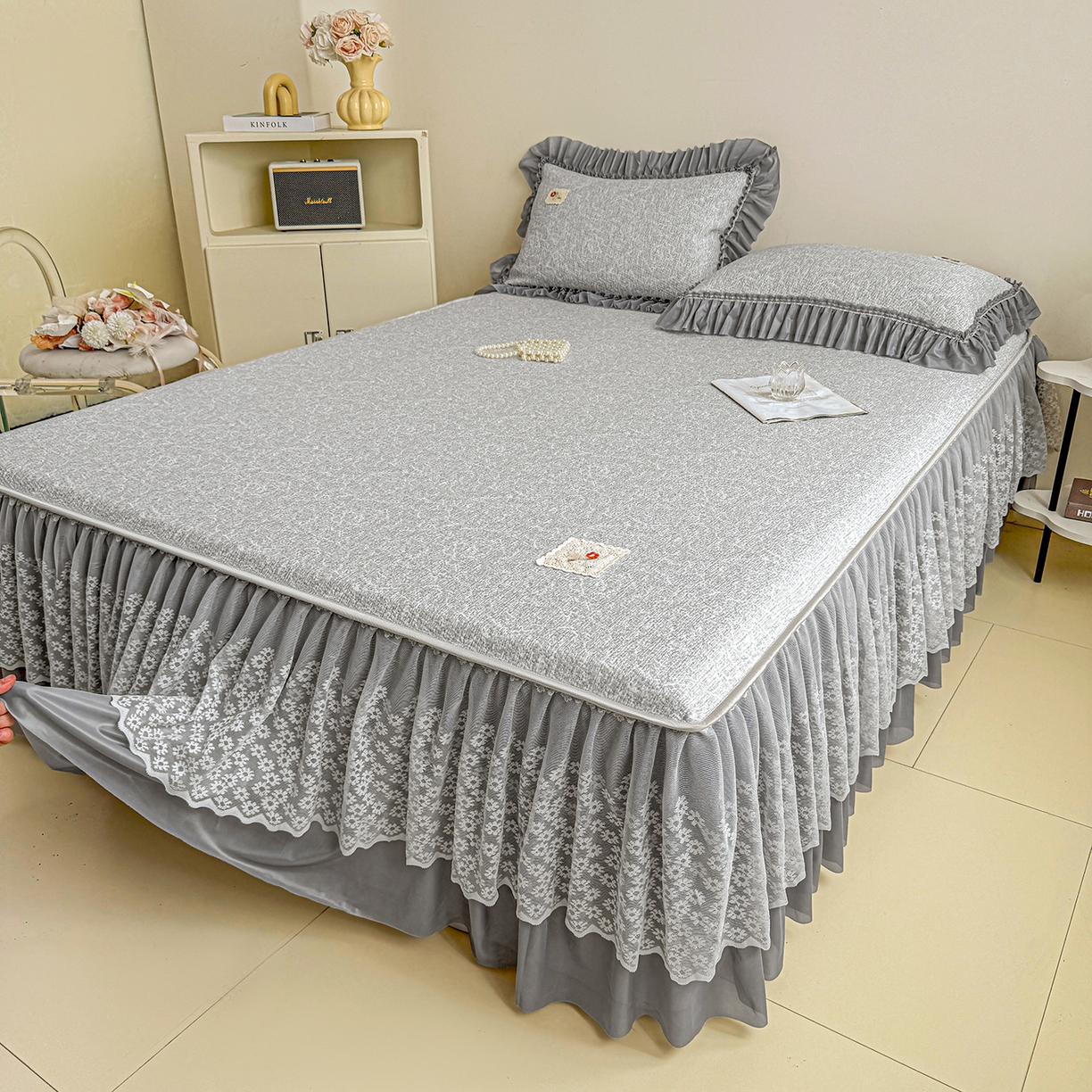 91家纺网 家纺一手货源 找家纺 情恒家纺 2026春夏新款PE提花肌理纹床笠式床裙席凉席席子-安娜 安娜-深远灰