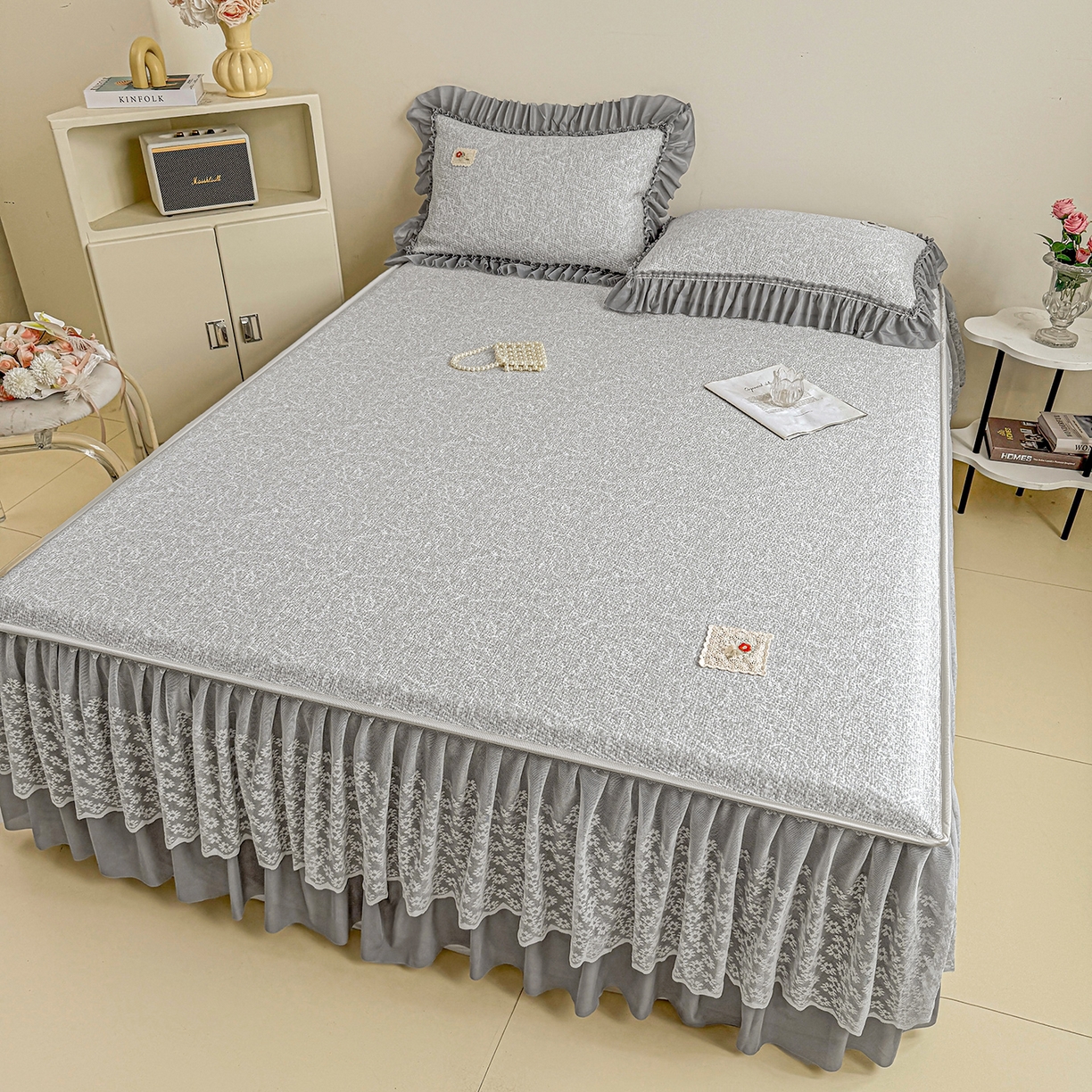 91家纺网 家纺一手货源 找家纺 情恒家纺 2026春夏新款PE提花肌理纹床笠式床裙席凉席席子-安娜 安娜-深远灰