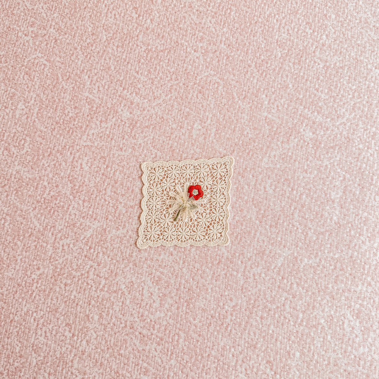 91家纺网 家纺一手货源 找家纺 情恒家纺 2026春夏新款PE提花肌理纹床笠式床裙席凉席席子-安娜 安娜-豆沙粉