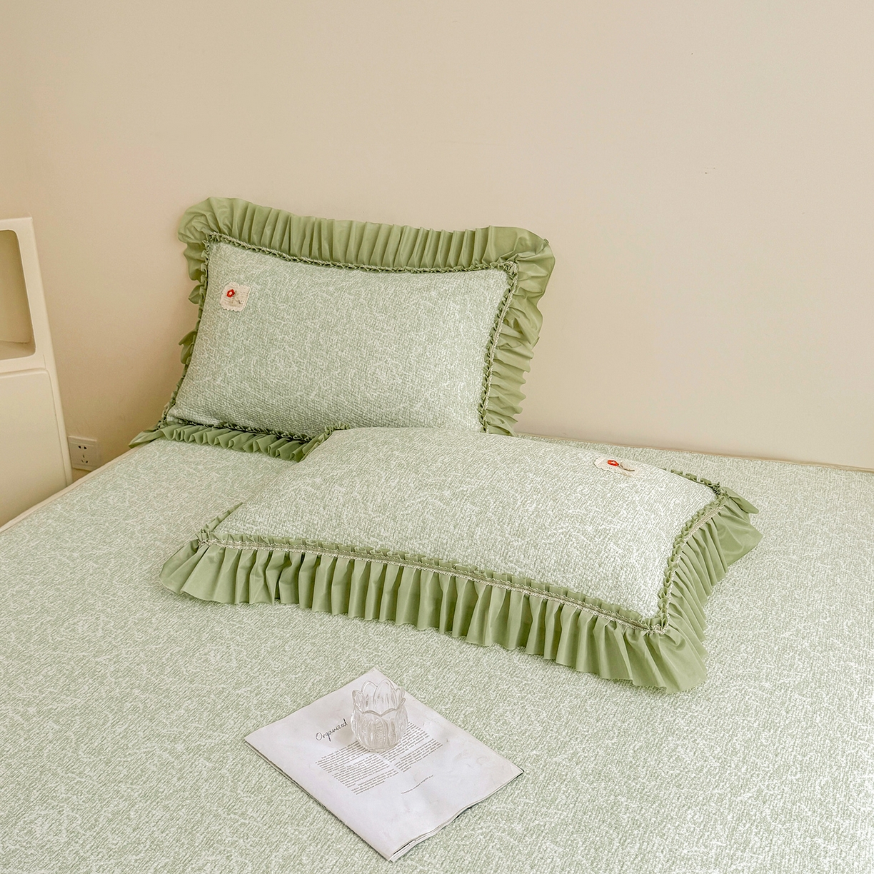 91家纺网 家纺一手货源 找家纺 情恒家纺 2026春夏新款PE提花肌理纹床笠式床裙席凉席席子-安娜 安娜-抹茶绿