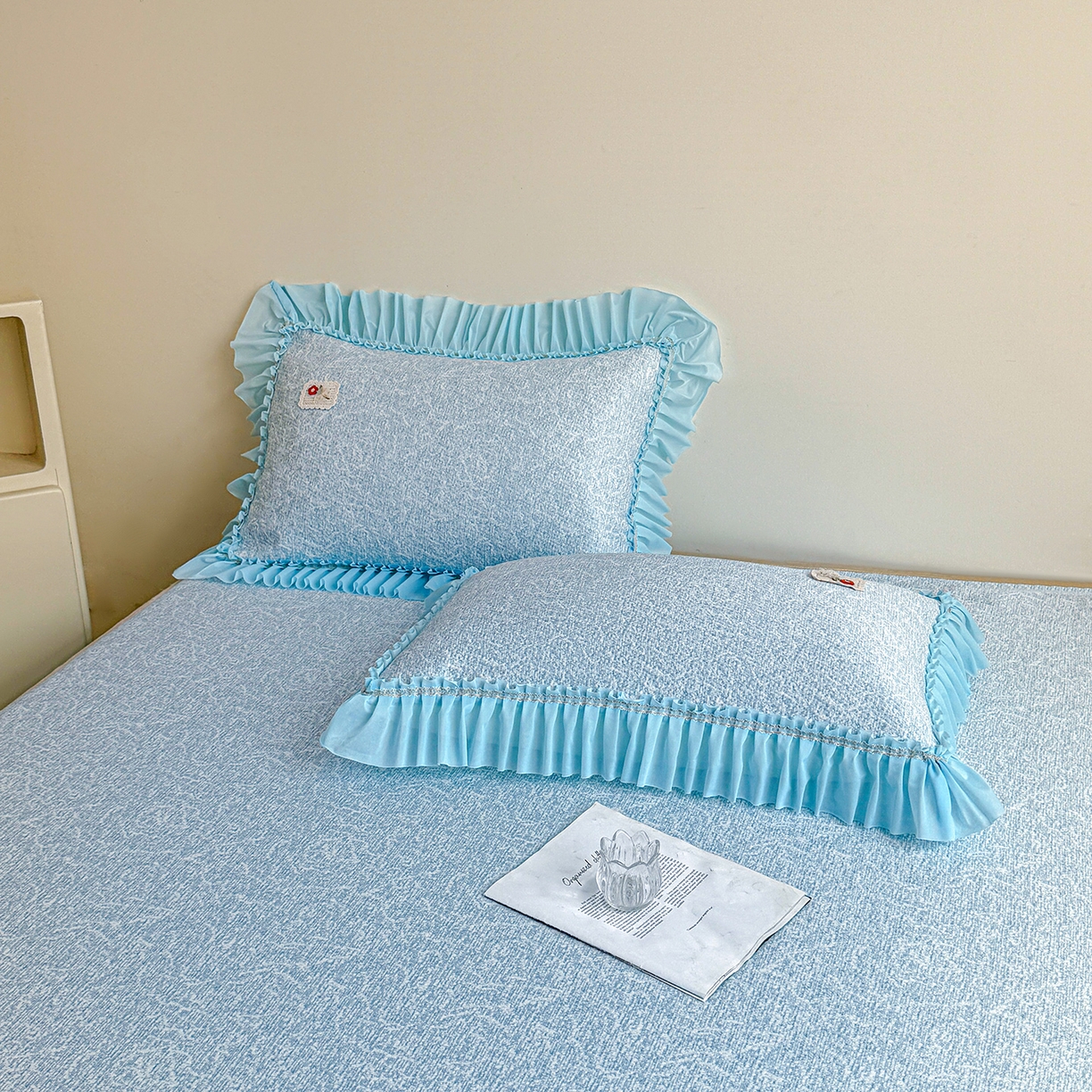 91家纺网 家纺一手货源 找家纺 情恒家纺 2026春夏新款PE提花肌理纹床笠式床裙席凉席席子-安娜 安娜-晚安蓝