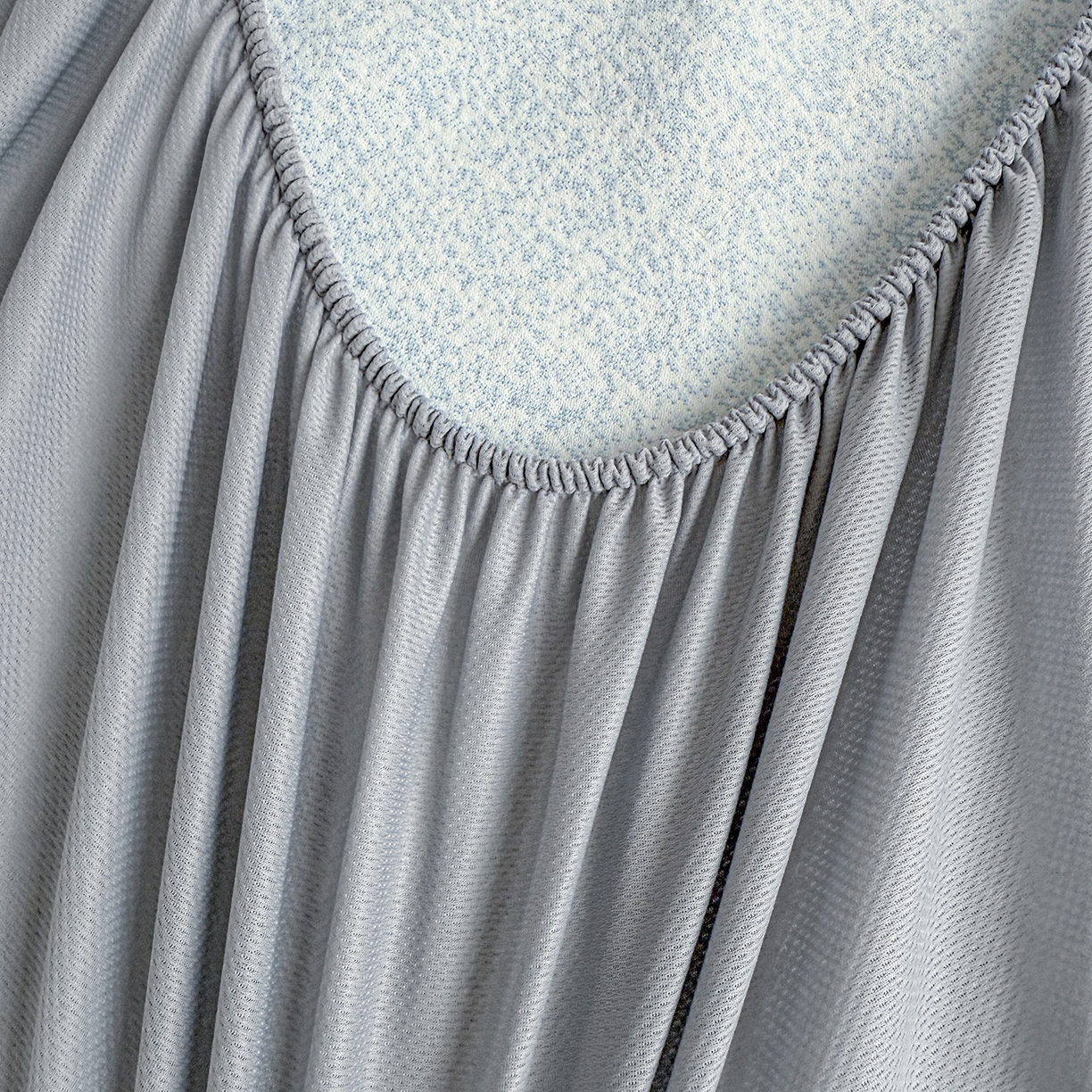 91家纺网 家纺一手货源 找家纺 情恒家纺 2026春夏新款PE提花肌理纹床笠式床裙席凉席席子-安娜 安娜-晚安蓝