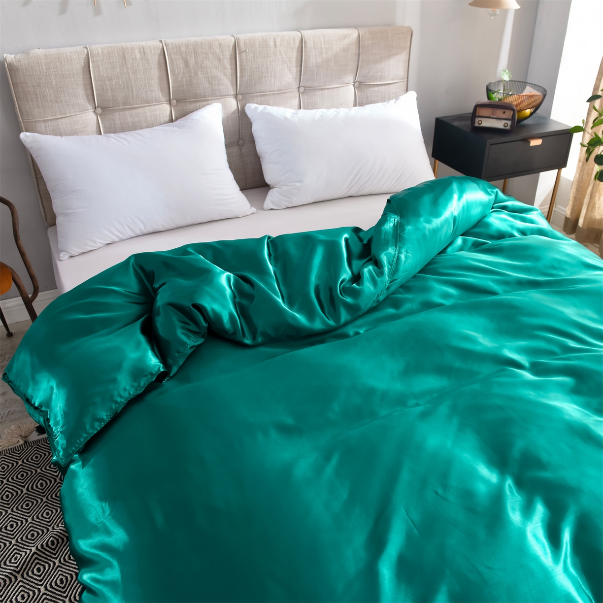 91家纺网 家纺一手货源 找家纺 经年 2026新款特价款丝绸冰丝四件套 墨绿